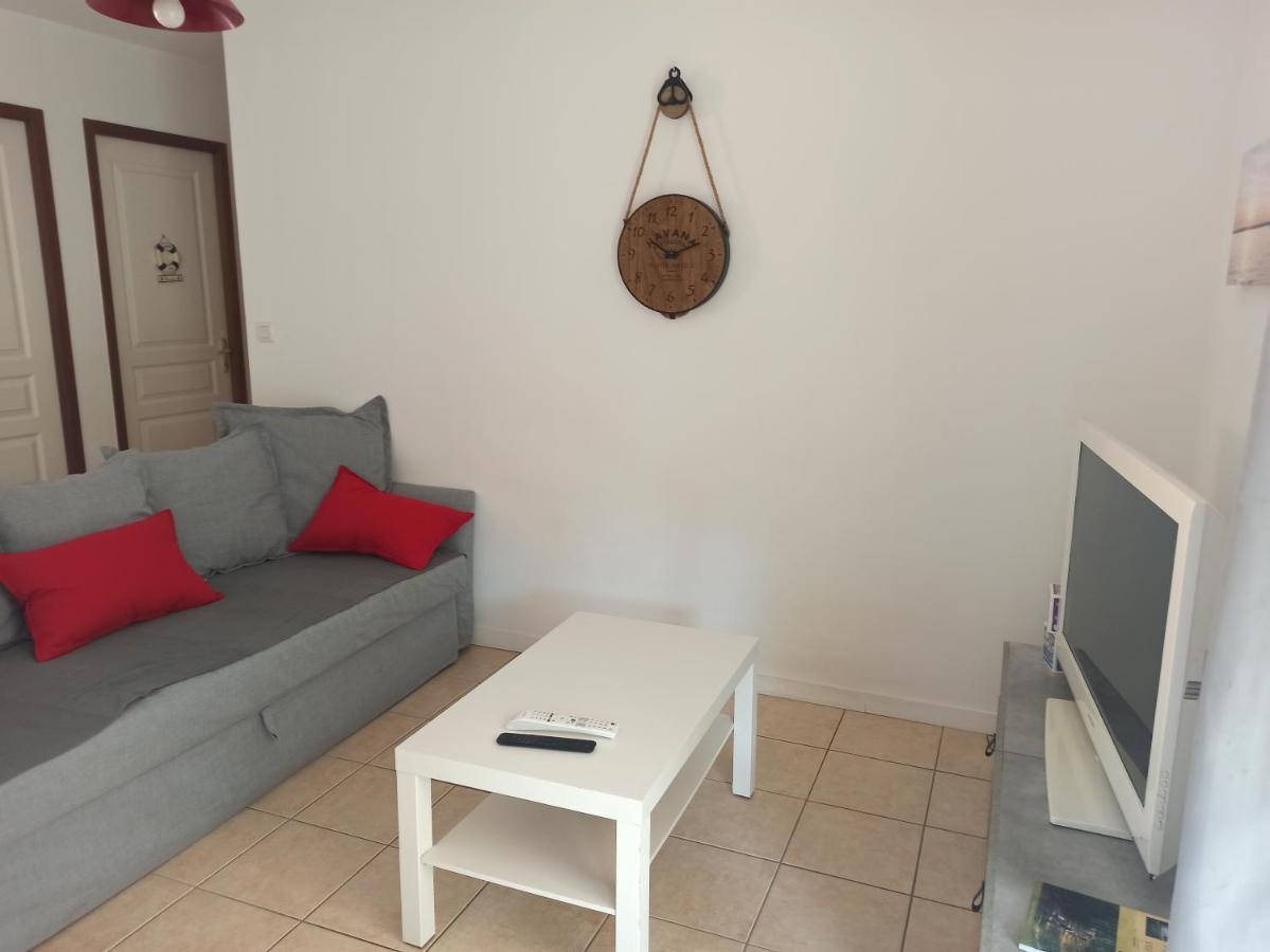Location 4-6 Personnes Villa Grayan-et-l'Hopital Dış mekan fotoğraf